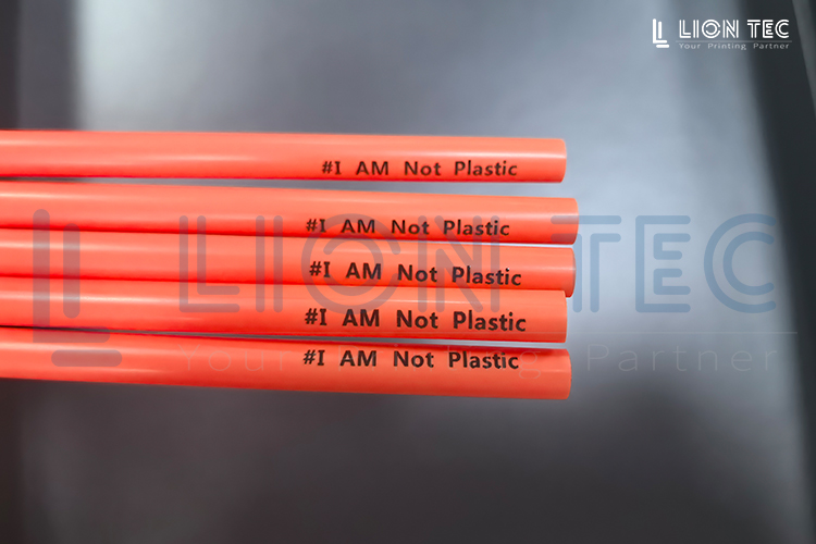 替代人工-塑料吸管UV噴碼機 0VOC自研墨水 墨水精準附著曲面