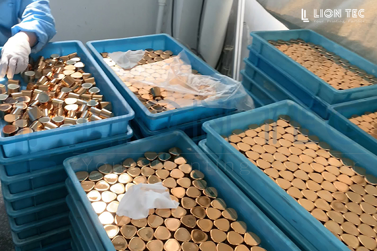 瓶蓋高速生產線新標配：UV噴碼機的智能解決方案